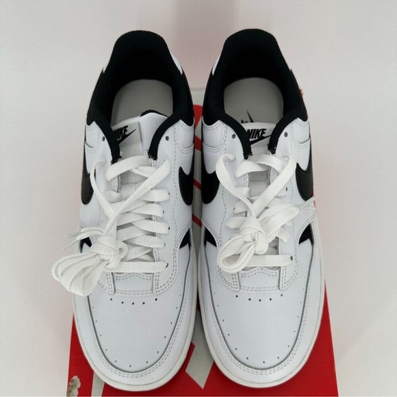 Nike Women's Gamma Force Sneakers sz 7.5 Lace-Up Shoes White/Black DX9176-100 - Picture 3 of 10